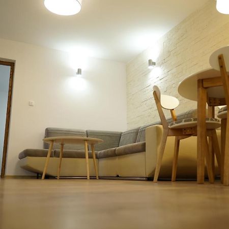 Apartament Naleczow Dom Pod Orzechami ภายนอก รูปภาพ