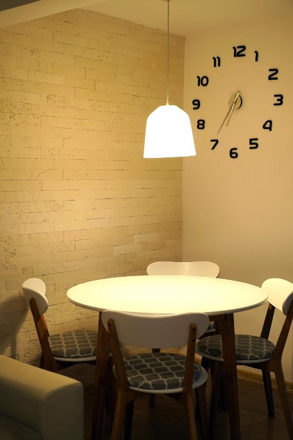 Apartament Naleczow Dom Pod Orzechami ภายนอก รูปภาพ
